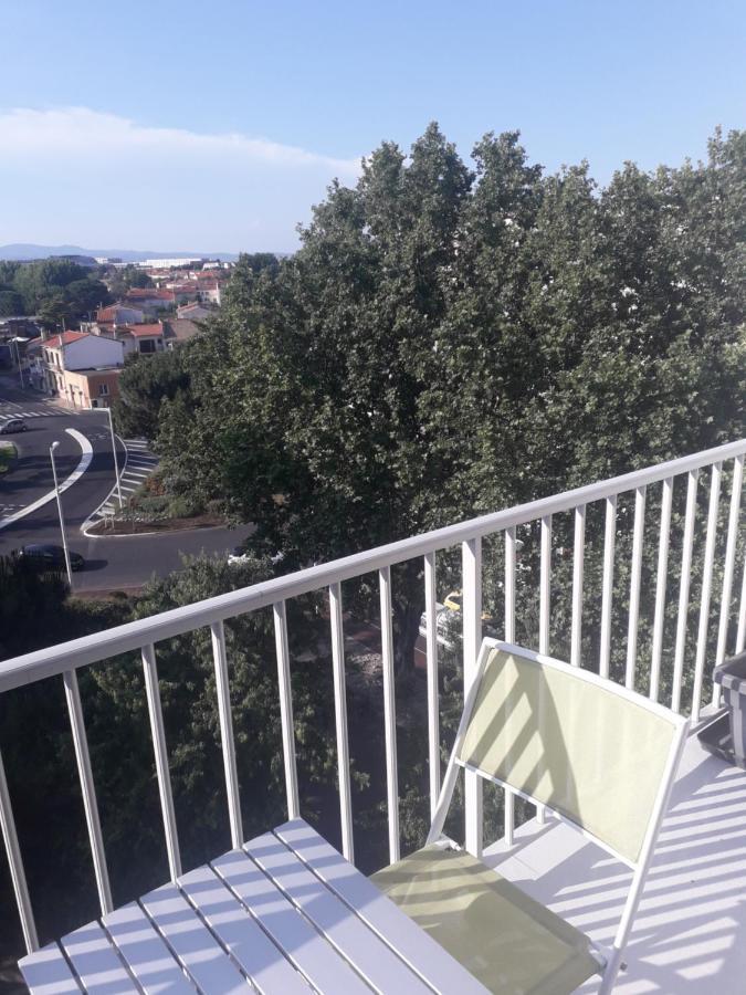 Residence D'Anjou - Grand Studio Avec Balcon Et Parking Privatif Perpignan Ngoại thất bức ảnh
